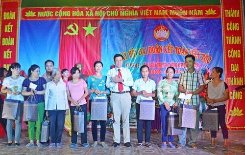 Thường trực HĐND huyện Chương Mỹ dự Ngày hội đại đoàn kết toàn dân tộc tại thôn Xóm Đông, xã Đông Sơn